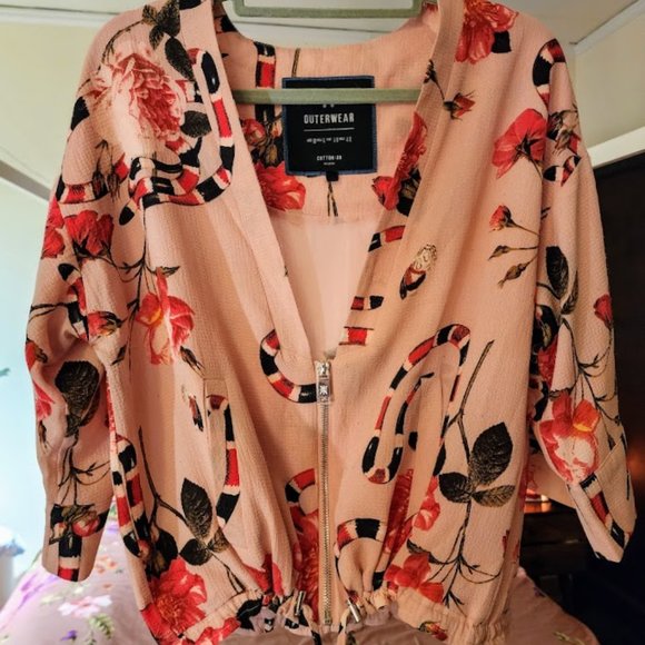 Cotton:on - Kimono style zip - floral snake pattern - US 6 but fits larger! - Picture 2 of 11